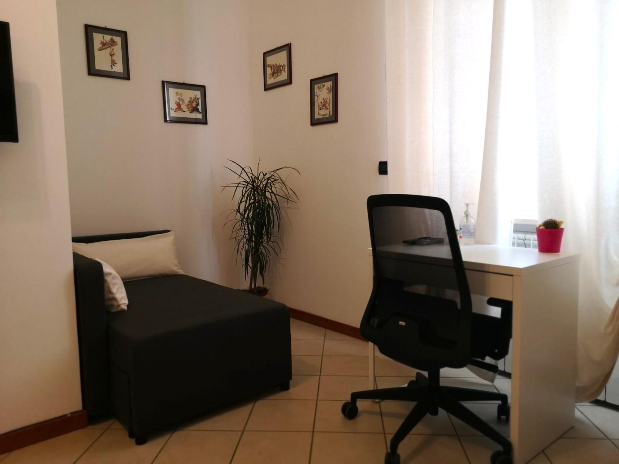 Holiday Apartment - Brescia Centro - Parcheggio Privato מראה חיצוני תמונה