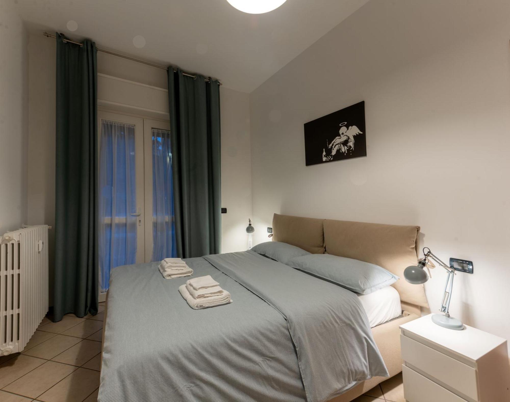 Holiday Apartment - Brescia Centro - Parcheggio Privato מראה חיצוני תמונה